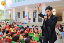 Chương trình biểu diễn ảo thuật “ MAGIC SHOW” dành cho các bé tại trường mầm non Đỗ Động
